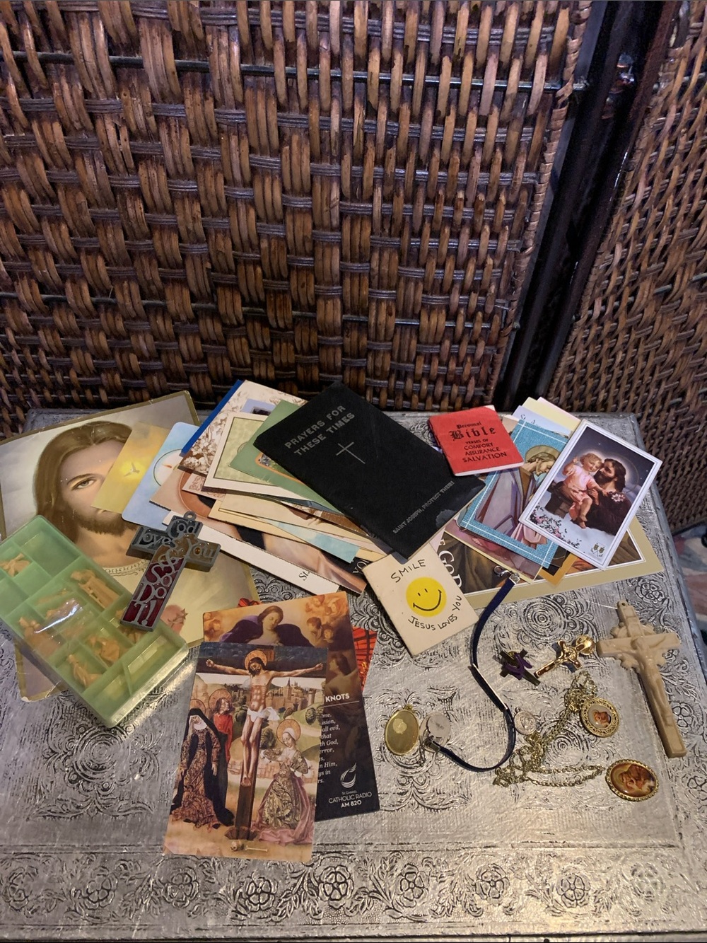 Vintage Christian Religious Materials Mini Nativity Pieces Jewelry